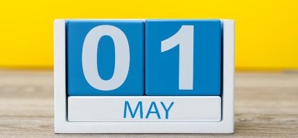 קוביות תאריך חודש מאי