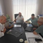 פגישת ייעוץ מימון עם נציגי חברת בנייה לקראת פרויקט בראשון לציון